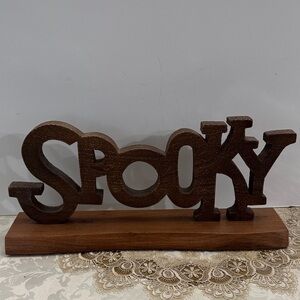 Halloween Brown Wooden 'Spooky' Sign
